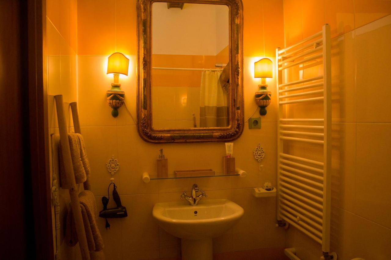 9 Stylish Suite In Unirii Square Тимишоара Экстерьер фото