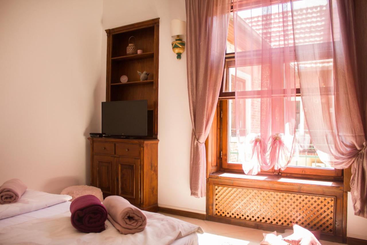 9 Stylish Suite In Unirii Square Тимишоара Экстерьер фото